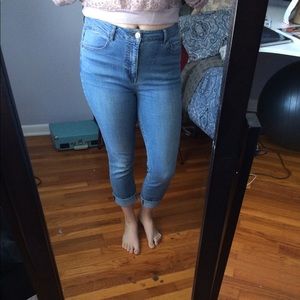 High-rise refuge skinny mom jeans. Size 10.